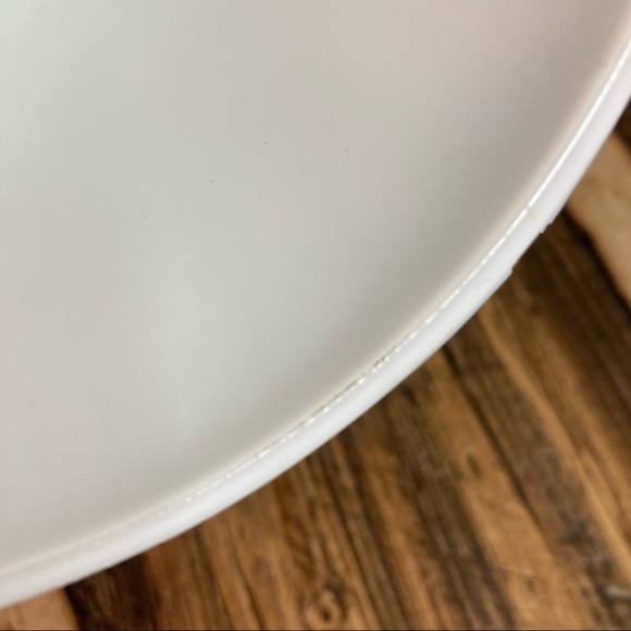 Milk Glass vase Harvest Grape pattern - Picture 6 of 12